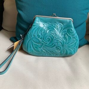 Patricia Nash Hand Tooled Savena Wristlet in Blue Grass New w/ Tags